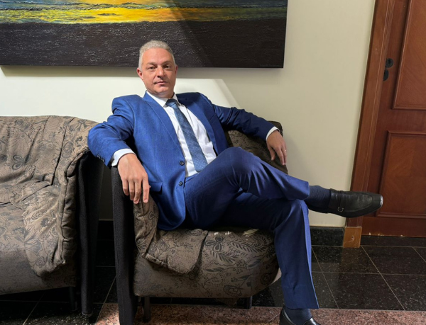 Leonardo Manzan apresenta os caminhos para aproveitar as oportunidades no mercado de energia solar.