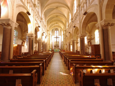 Mudanças Religiosas no Brasil e na América Latina Reacendem Debates sobre Catolicismo e Cristianismo