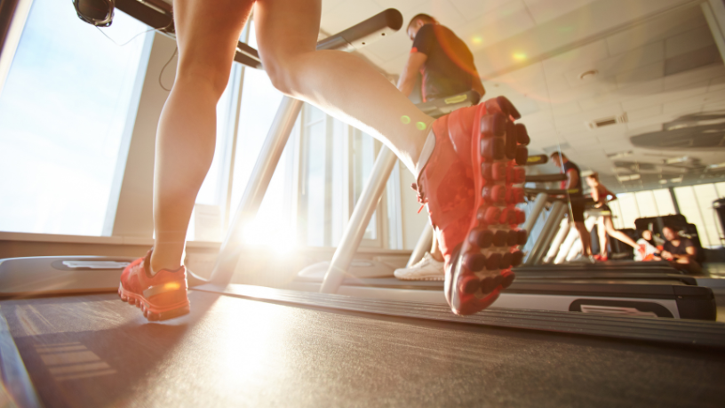 Alexandre Costa Pedrosa analisa como a prática regular de atividade física moderada contribui para regular emoções e fortalecer a saúde emocional no dia a dia.